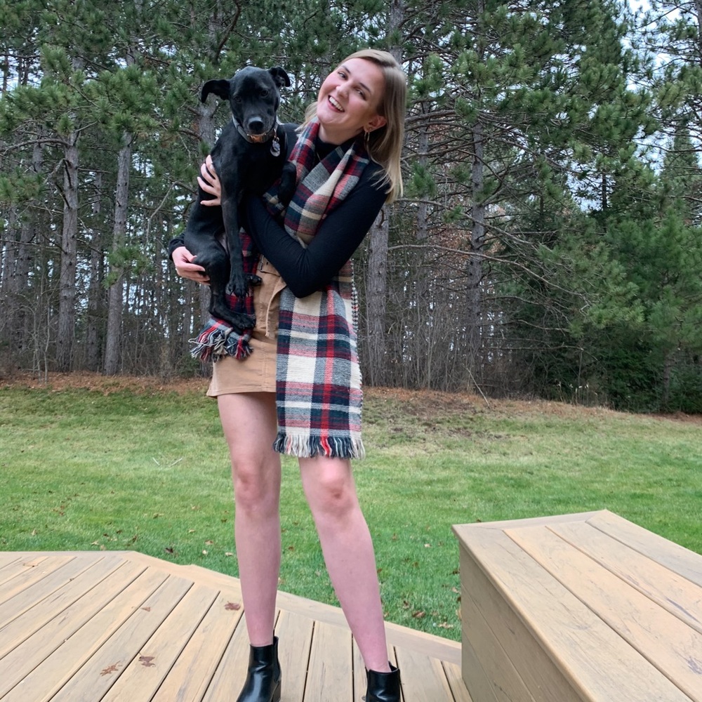 Meet your Posher, Allison